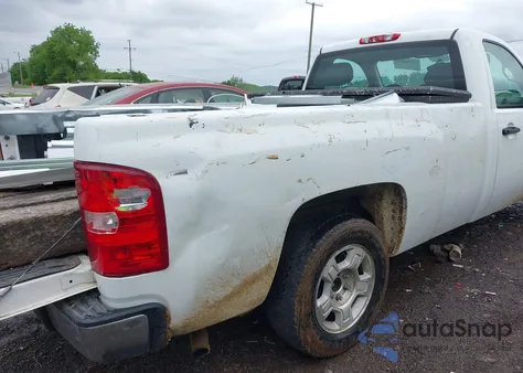 2010 Chevrolet Silverado 1500 Work Truck z USA, uszkodzony, nr VIN 1GCPCPEXXAZ225513